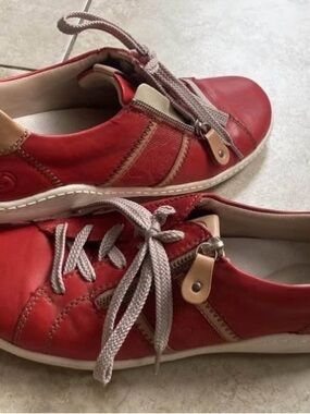 Remonte designer Red Leather Casual Slip-On Shoes